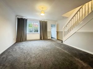 Lounge- click for photo gallery